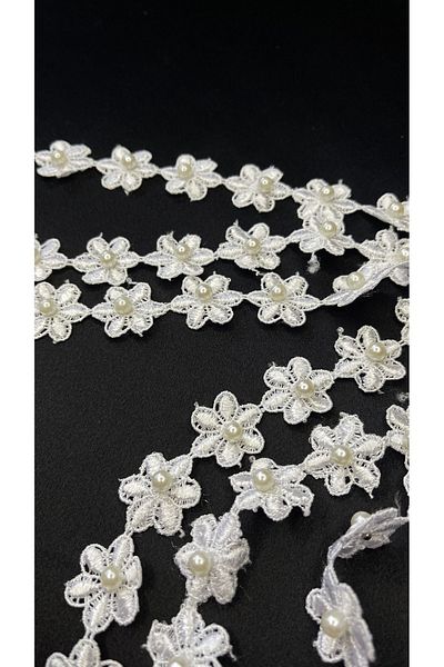 Ozpas 3m White Beaded Ribbon Flower - 2 Cm Width