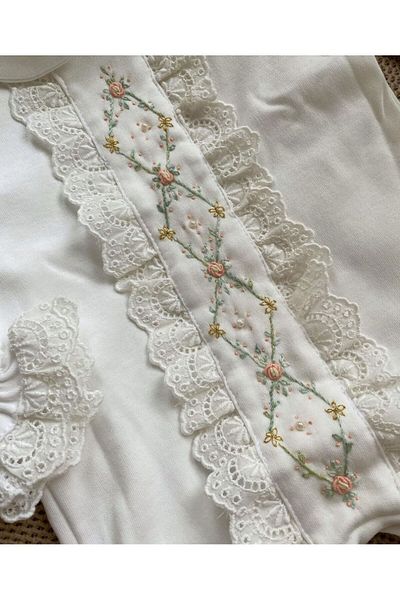 Mama Miel Baby Diamond Patterned Hand Embroidered Newborn Jumpsuit and Scalloped Cap Set