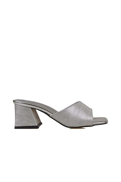Trend Adımlar Thick Heeled Silver Women's Fancy Slippers