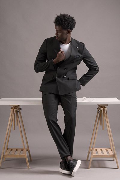 Carutte Pointed Collar Slimfit Double-breasted Suit - Double Pleated Texture