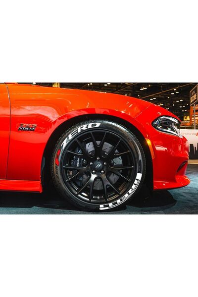 bombtire معالجة Pirelli P Zero ™   حروف إطارات مقاس 2.5 سم - ضمان لمدة سنة، 8 أغطية