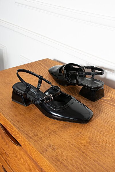 Katrina shoes حذاء نسائي من الجلد اللامع - مقدمة حادة ونموذج كمبودي