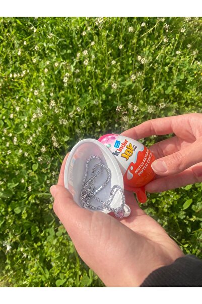 world of fashion and gifts Kınder Joy Suprız Yumurtanın İcerısınden Çıkan Yüzük Bileklik ve Kolye Seti