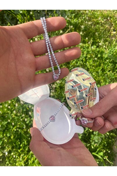 world of fashion and gifts Kınder Joy Suprız Yumurtanın İcerısınden Çıkan Yüzük Bileklik ve Kolye Seti