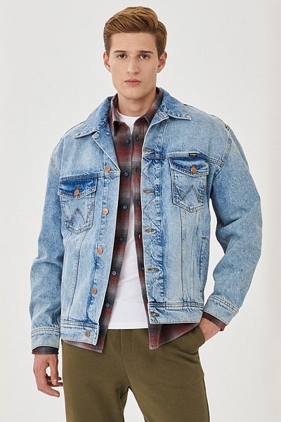 WRANGLER Jeansjacke aus 100 % Baumwolle mit normaler Passform