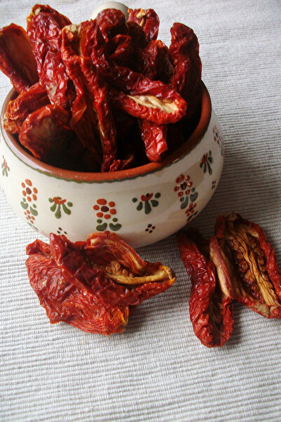 GN Gustolea Nature Güneşte Kurutulmuş Doğal Domates Kurusu (500 g)