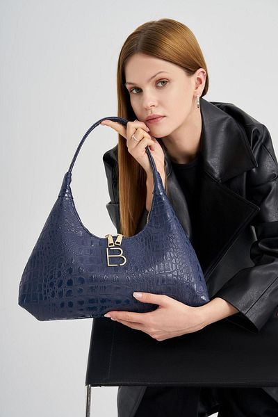 Lucky Bees Women's Hand And Shoulder Bag