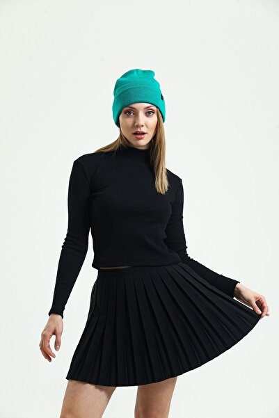 Domoda Černá žebrovaná košilka s dlouhým rukávem, pletená halenka