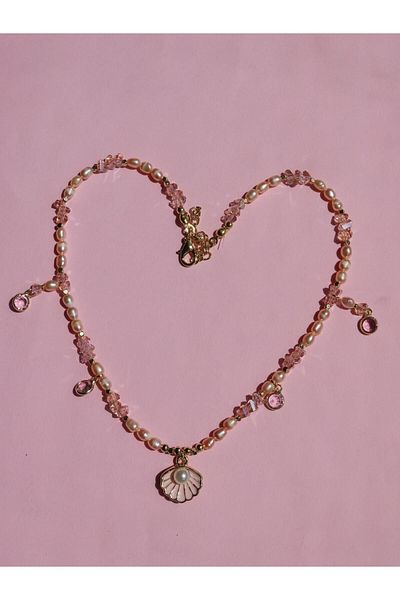 Reorah Collection Mussel Design Necklace with Natural Stones and Water Pearls