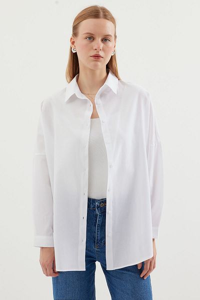 hazelin Γυναικείο λευκό oversize μακρύ βασικό πουκάμισο Hzl22w-bd139001