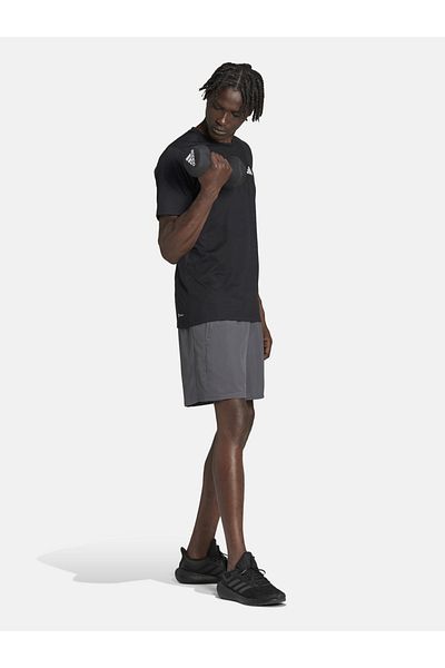 adidas Trainings-Shorts aus Webstoff von Essentials of Train