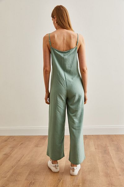 Olalook Women's Green Pocketed Strappy Loose Flowing Jumpsuit TLM-19000098