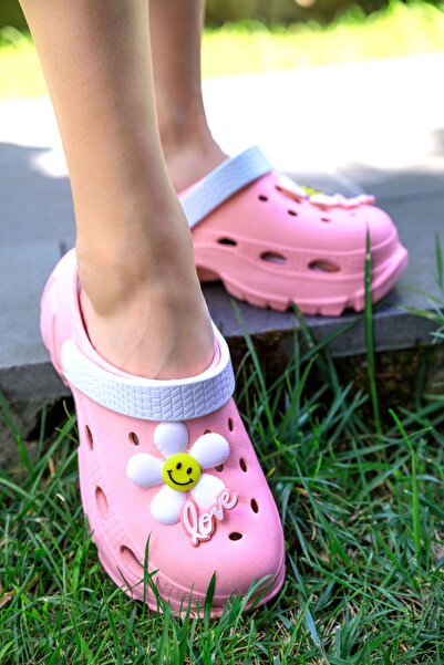 SOHO 19345 Model růžovo-bílých dámských pantoflí