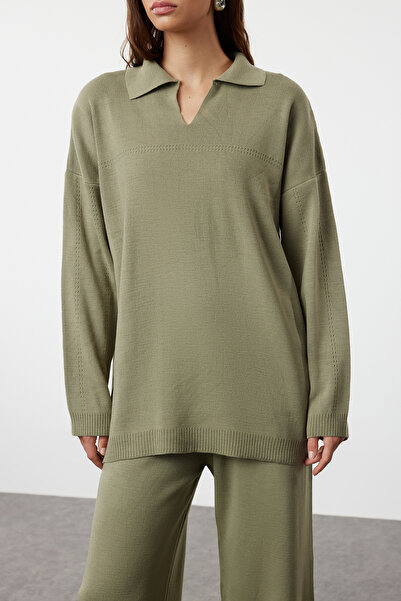 Trendyol Modest Khaki Polo límec svetr a kalhoty - TCTAW25US00024