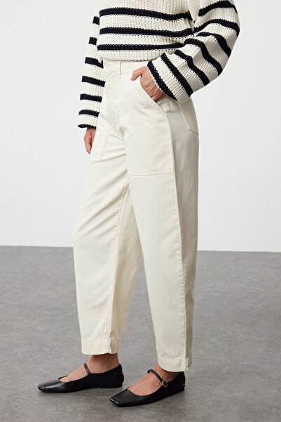 Trendyol Collection High Waist Ecru Barrel Trousers - Pocket Detailed, TWOAW25JE00029