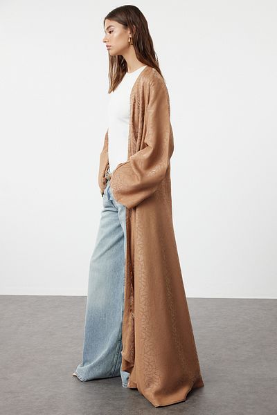 Trendyol Modest Gewebte Kappe mit Kamelmuster - Ferace/Abaya TCTSS24KF00045