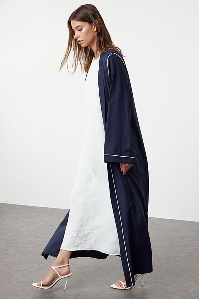 Trendyol Modest Marineblaue gewebte Kappe - Ferace & Abaya mit Paspeldetail TCTSS24KF00042
