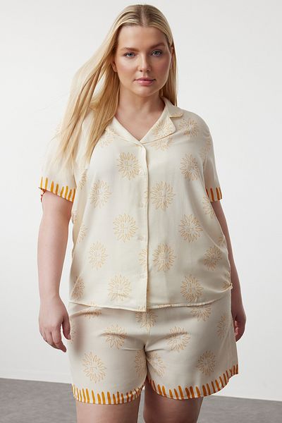 Trendyol Curve Sun Patterned Ecru Shirt Collar Pajama Set - TBBSS24AI00144