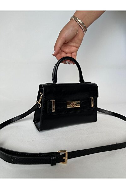 melecco Μαύρη μίνι γυναικεία τσάντα με ρυθμιζόμενο λουράκι - Τσάντα μπαγκέτας...