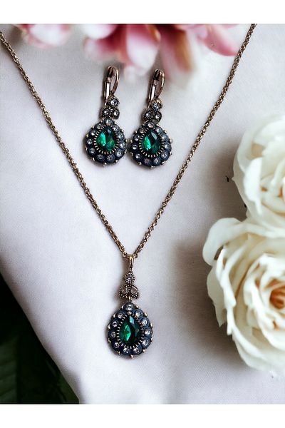 FAYRA ACCESSORIES Zircon Stone Detailed Water Drop Necklace and Earring Set
