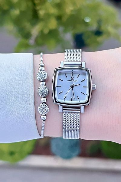 Daniel Klein Women's Gray Wristwatch and Bracelet - Adjustable Cord