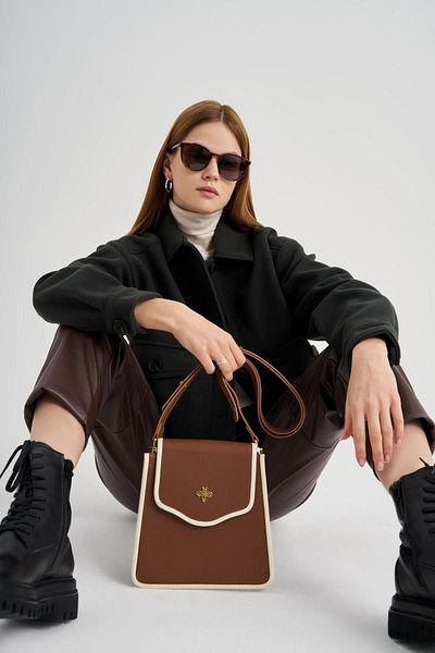 Lucky Bees Hand- und Umhängetasche für Damen – bequemes Design