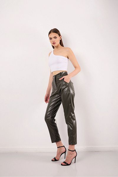 uniq store Stretchy Skinny Leg - Κανονικό δερμάτινο παντελόνι μέσης με τσέπες