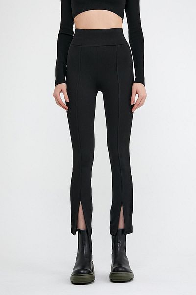Domoda Schwarze Winterstrumpfhose mit hohem Bund und Schlitz vorne und weitem Bein