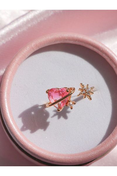 Reorah Collection Zircon Stone Detailed Heart Saturn Ring
