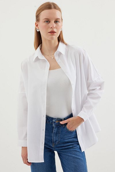 hazelin Γυναικείο λευκό oversize μακρύ βασικό πουκάμισο Hzl22w-bd139001