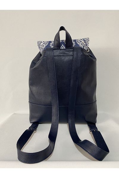 TALKING DREAMS Patterned Navy Blue Backpack