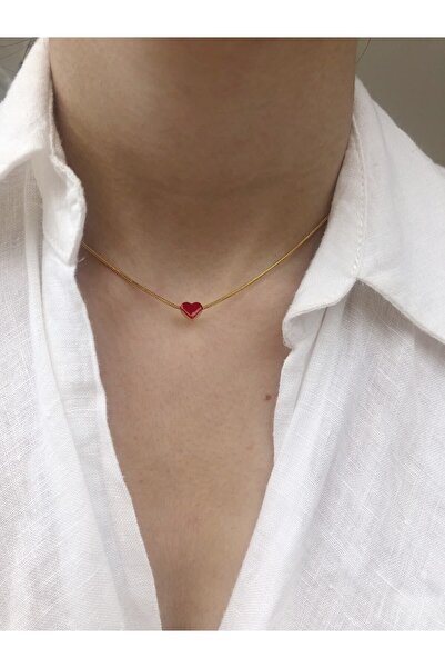 tones official قلادة قلب صغيرة من الفولاذ المقاوم للتشويه باللون الأحمر