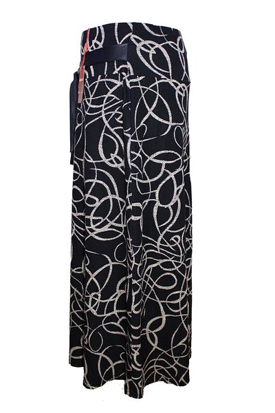 HESNA Spiral Patterned Black River Elastic Skirt