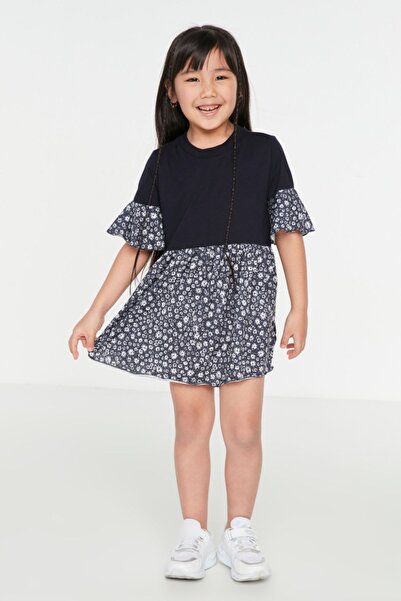 TRENDYOLKIDS Tricou tricotat din bumbac cu imprimeu floral pentru fete bleuma...