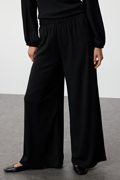 Trendyol Modest Oversize černá pletená souprava – zavinutá spodní souprava TCTAW25US00093