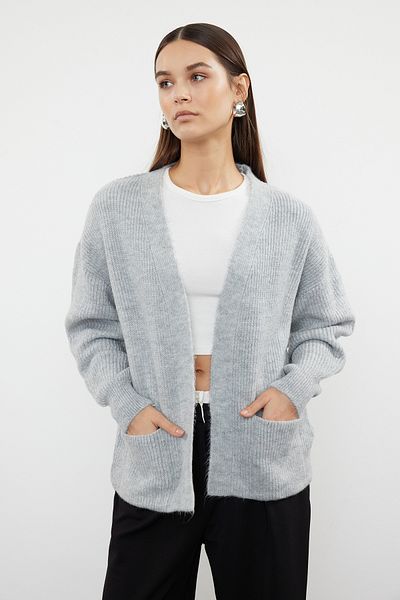 Trendyol Collection Gray Wide Fit Soft Textured Pocket Detailed Knitwear Cardigan Twoaw24Hi00133