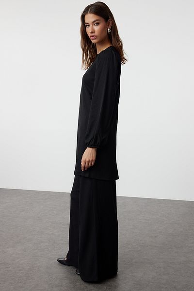 Trendyol Modest Oversize Black Knitted Set - Wrapped Bottom-Top Set TCTAW25US00093