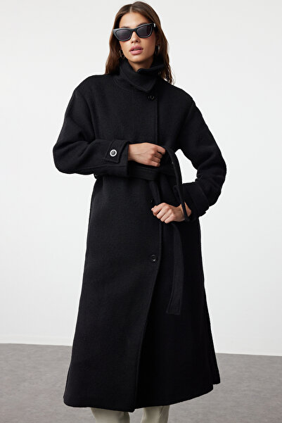Trendyol Collection Oversize černý vlněný kabát – podrobný límec, TWOAW25KB00038
