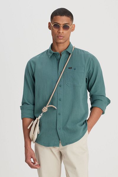 Lee Loose Fit Relaxed Fit 100% Cotton Green Shirt