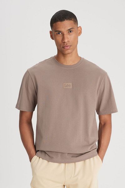 Lee Steinfarbenes, bequemes T-Shirt aus 100 % Baumwolle mit Rundhalsausschnitt – lockere Passform