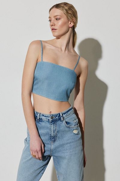 WRANGLER Hellblaue Jeans-Crop-Bluse mit normaler Passform und normalen Trägern