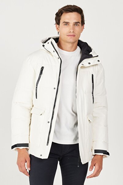 WRANGLER All Terrain Gear Regular Fit Normal Kesim Kapüşonlu Beyaz Şişme Mont