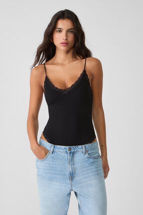 Stradivarius Dantel eritli diki siz body Fiyat Yorumlar Trendyol