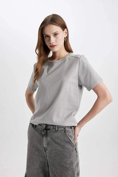 DeFacto Premium Regular Fit Crew Neck Short Sleeve T-Shirt - 24y801005417