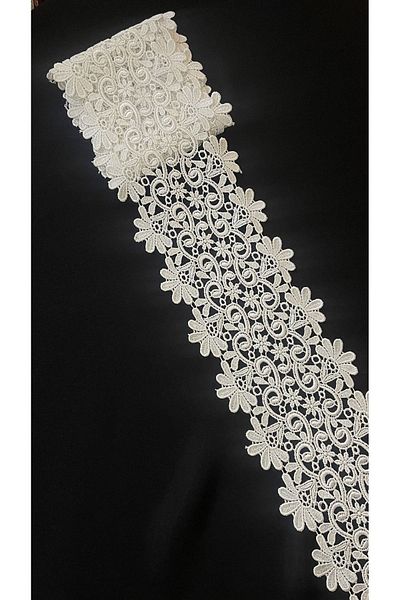 Ozpas Flower Patterned White Guipure Spacer Strip - 14cm, Width 3m