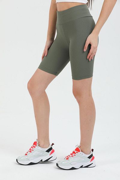 Domoda Mintfarbene kurze Shorts mit hoher Taille und gerippten Sport-Biker-Strumpfhosen