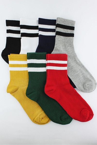 Trick or Treat 7er-Pack weiß gestreifte, bunte Halbsocken für Herren