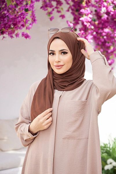 feronis Hijab Women's Combed Cotton Shawl Model _ Chocolate Brown