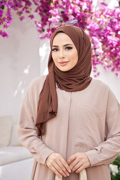 feronis Hijab Women's Combed Cotton Shawl Model _ Chocolate Brown