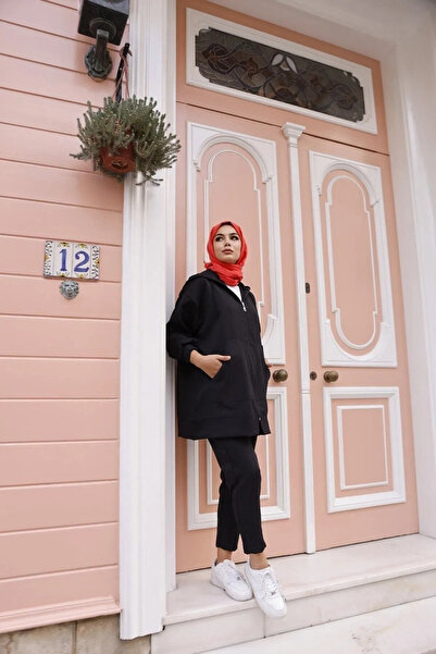 Machetta Kangaroo Design Women's Double Suit - Pocket and Zipper